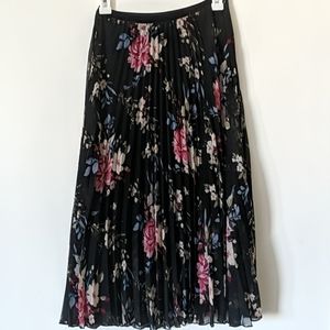 Pleated mid calf length skirt